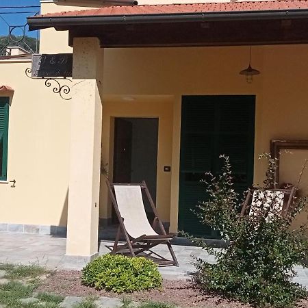 Bed and Breakfast I Campi Di Lino Finale Ligure Exterior foto