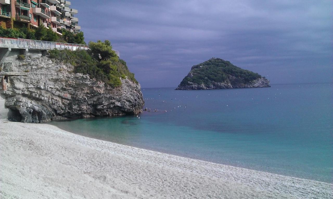 Bed and Breakfast I Campi Di Lino Finale Ligure Exterior foto